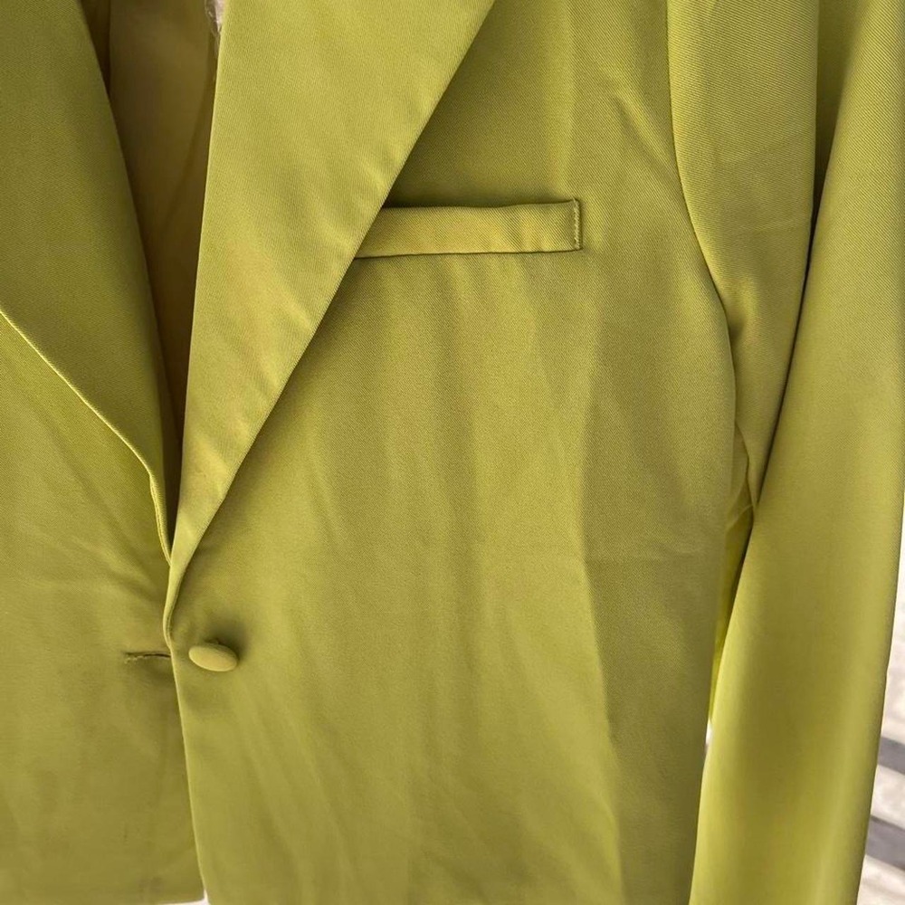 Strut & Bolt Lime Green Chic Career Cropped Blazer Fully Lined NWT - Picture 4 of 7